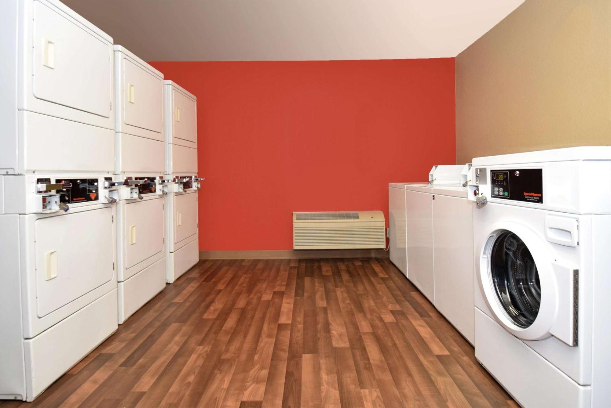 Extended Stay America Suites - Atlanta - Alpharetta - Northpoint - West Екстер'єр фото