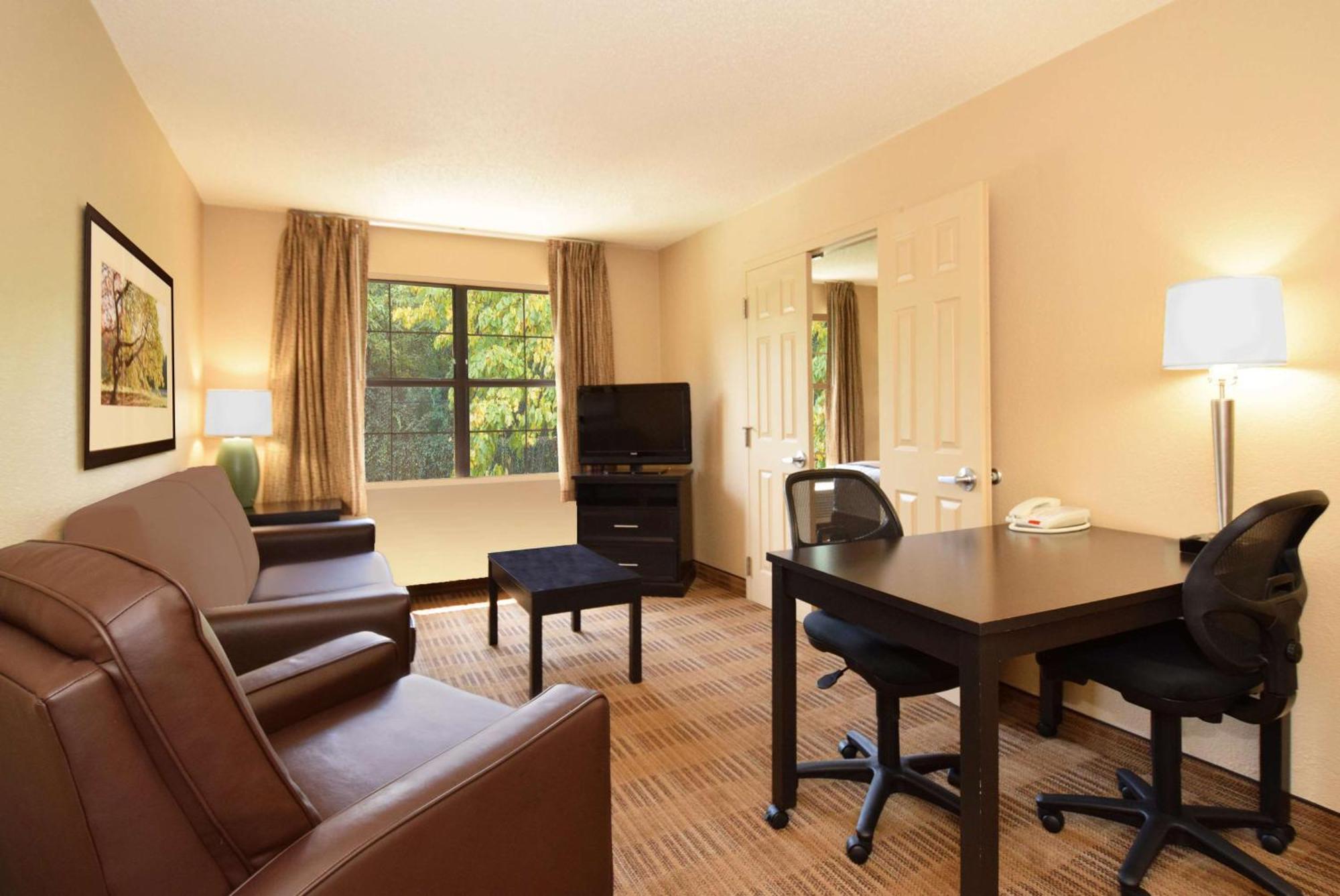 Extended Stay America Suites - Atlanta - Alpharetta - Northpoint - West Екстер'єр фото